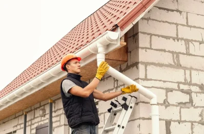 Pose et remplacement de gouttières à Coudehard